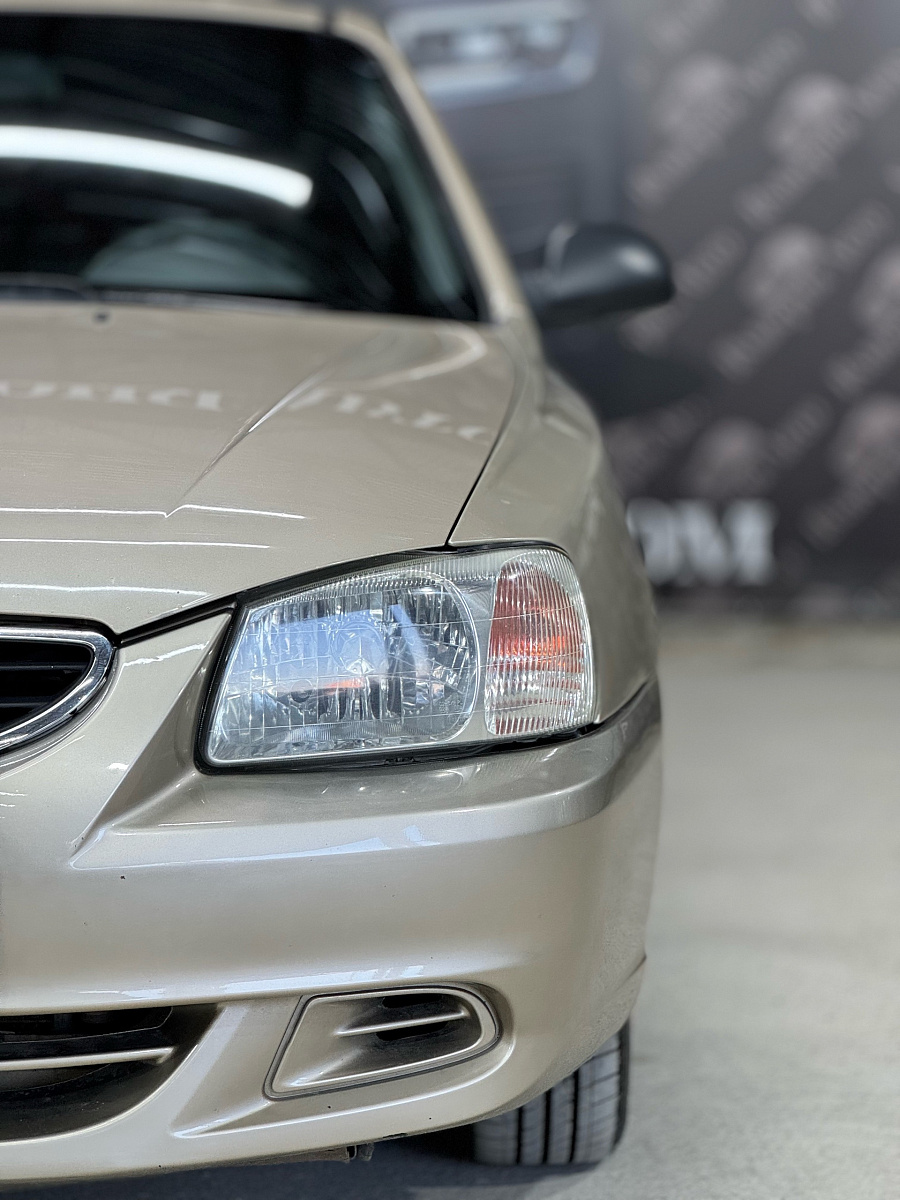 Hyundai Accent, 2003г., передний привод, автомат