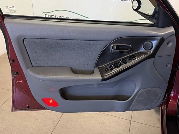 Hyundai Elantra, 2008г., передний привод, механика