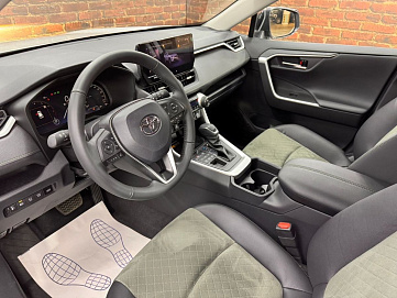 Toyota RAV4, 2024г, полный привод, вариатор