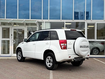 Suzuki Grand Vitara, 2013г, полный привод, механика