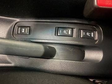 Nissan Note, 2010г., передний привод, механика