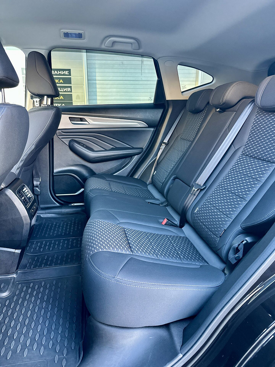Haval F7, 2021г., передний привод, робот