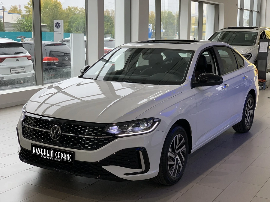 Volkswagen Lavida, 2023г., передний привод, робот