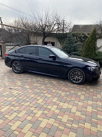 BMW 5 серии, 2018г, задний привод, автомат