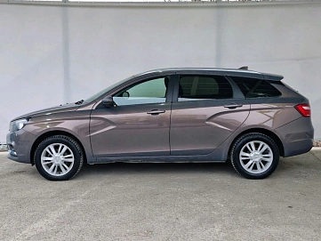 Lada (ВАЗ) Vesta, 2019г, передний привод, механика