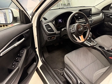 Kia Seltos, 2020г, передний привод, вариатор