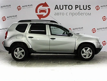 Renault Duster, 2013г, полный привод, механика
