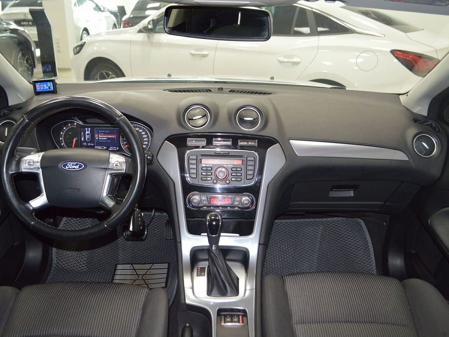 Ford Mondeo, 2012г., передний привод, автомат