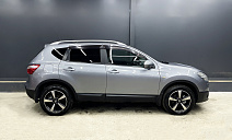 Nissan Qashqai, 2010г., передний привод, вариатор