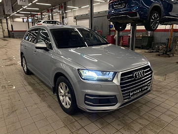 Audi Q7, 2015г, полный привод, автомат