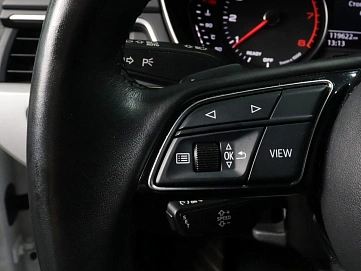 Audi A4, 2021г., передний привод, робот