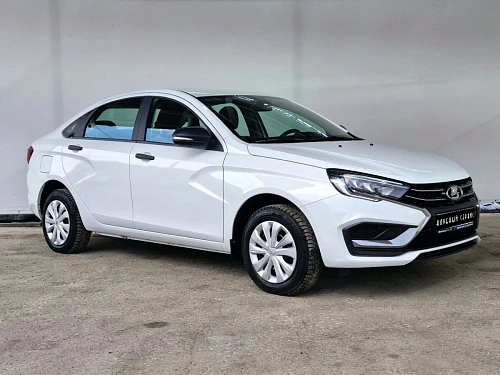 Lada (ВАЗ) Vesta, 2023г, передний привод, механика