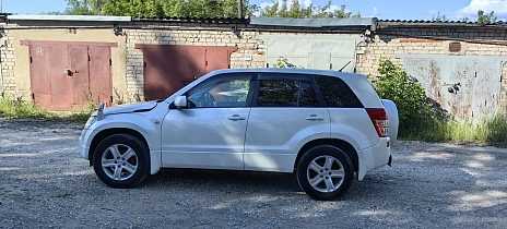 Suzuki Escudo, 2006г, полный привод, автомат