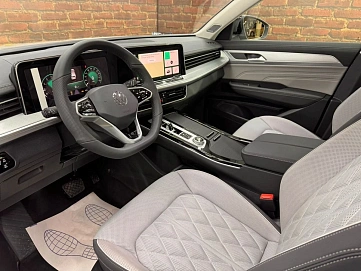 Volkswagen Tavendor, 2025г, полный привод, робот