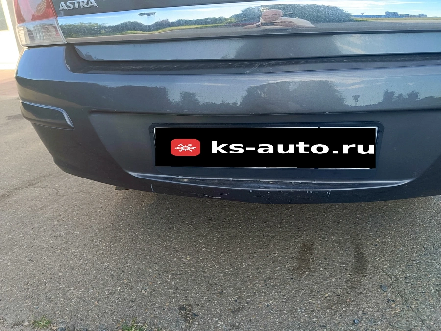 Opel Astra, 2011г., передний привод, механика