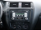 Volkswagen Jetta, 2013г., передний привод, автомат