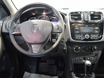 Renault , 2018г., передний привод, автомат
