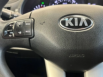 Kia Sportage, 2012г, передний привод, механика