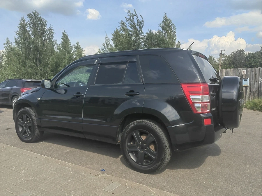 Suzuki Grand Vitara, 2008г., полный привод, механика