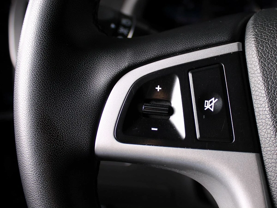 Hyundai Solaris, 2013г., передний привод, автомат