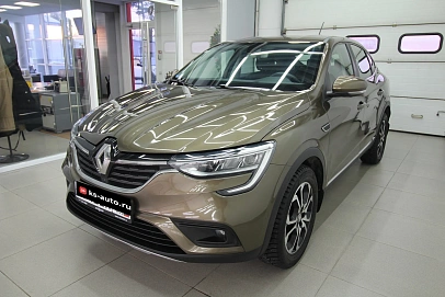 Renault Arkana, 2019г, передний привод, вариатор