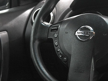Nissan Qashqai, 2012г, передний привод, механика