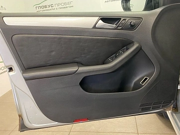 Volkswagen Jetta, 2013г, передний привод, механика