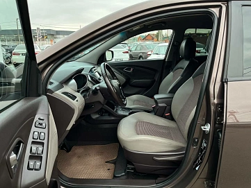 Hyundai ix35, 2013г, передний привод, автомат