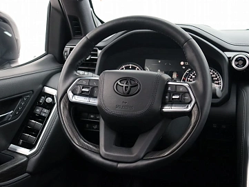 Toyota Land Cruiser, 2021г, полный привод, автомат