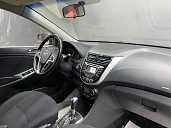 Hyundai Solaris, 2011г., передний привод, автомат