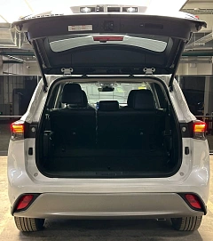 Toyota Highlander, 2026г, полный привод, автомат