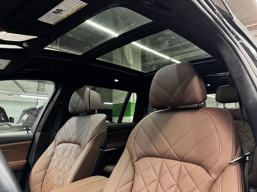 BMW X7, 2023г., полный привод, автомат