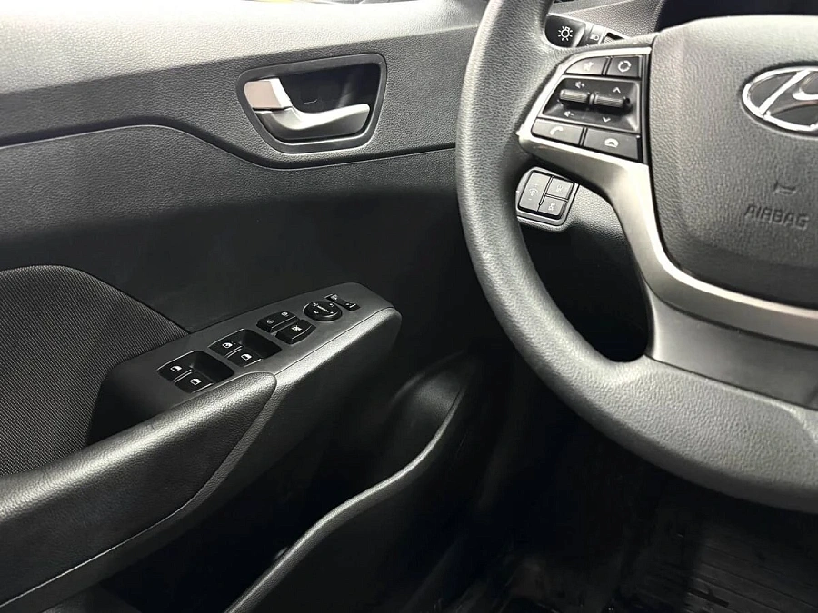 Solaris HS, 2024г., передний привод, механика