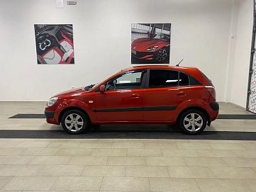 Kia Rio, 2009г, передний привод, автомат