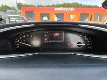 Toyota Sienta, 2018г, передний привод, вариатор