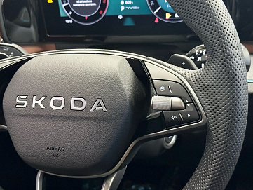 Skoda Kodiaq, 2025г, полный привод, робот