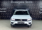 Volkswagen Tiguan, 2019г., передний привод, робот