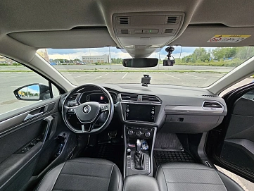 Volkswagen Tiguan, 2019г, передний привод, робот