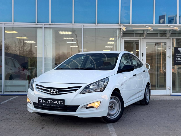 Hyundai Solaris, 2015г., передний привод, автомат