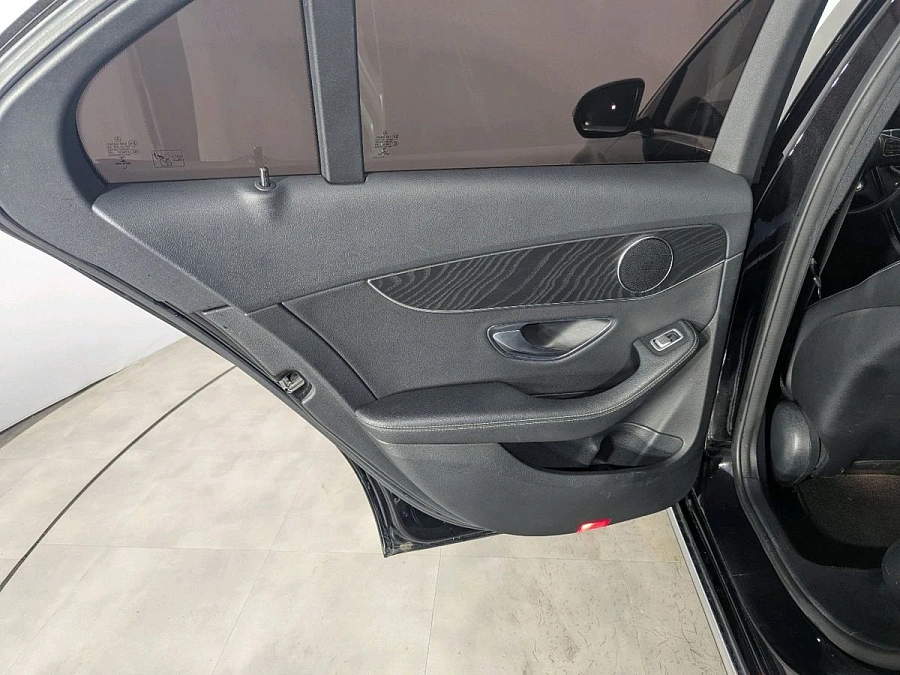 Mercedes-Benz C-Класс, 2016г., полный привод, автомат
