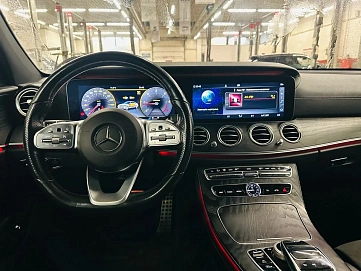 Mercedes-Benz E-Класс, 2020г, полный привод, автомат