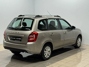 Lada (ВАЗ) Granta, 2021г, передний привод, механика