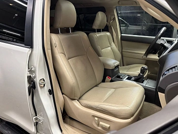 Toyota Land Cruiser Prado, 2021г, полный привод, автомат