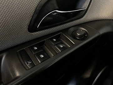 Chevrolet Cruze, 2012г, передний привод, механика