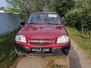 Chevrolet Niva, 2011г, полный привод, механика