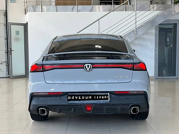 Changan UNI-V, 2023г, передний привод, робот