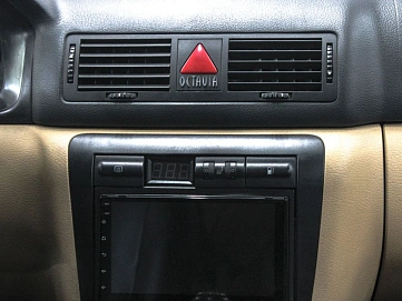 Skoda Octavia, 2001г, передний привод, механика