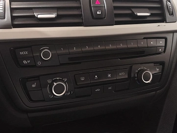 BMW 3 серии, 2015г, задний привод, автомат