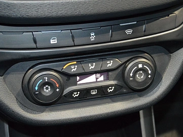 Lada (ВАЗ) Vesta, 2022г, передний привод, механика