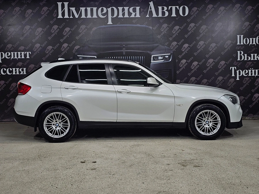 BMW X1, 2012г., задний привод, автомат